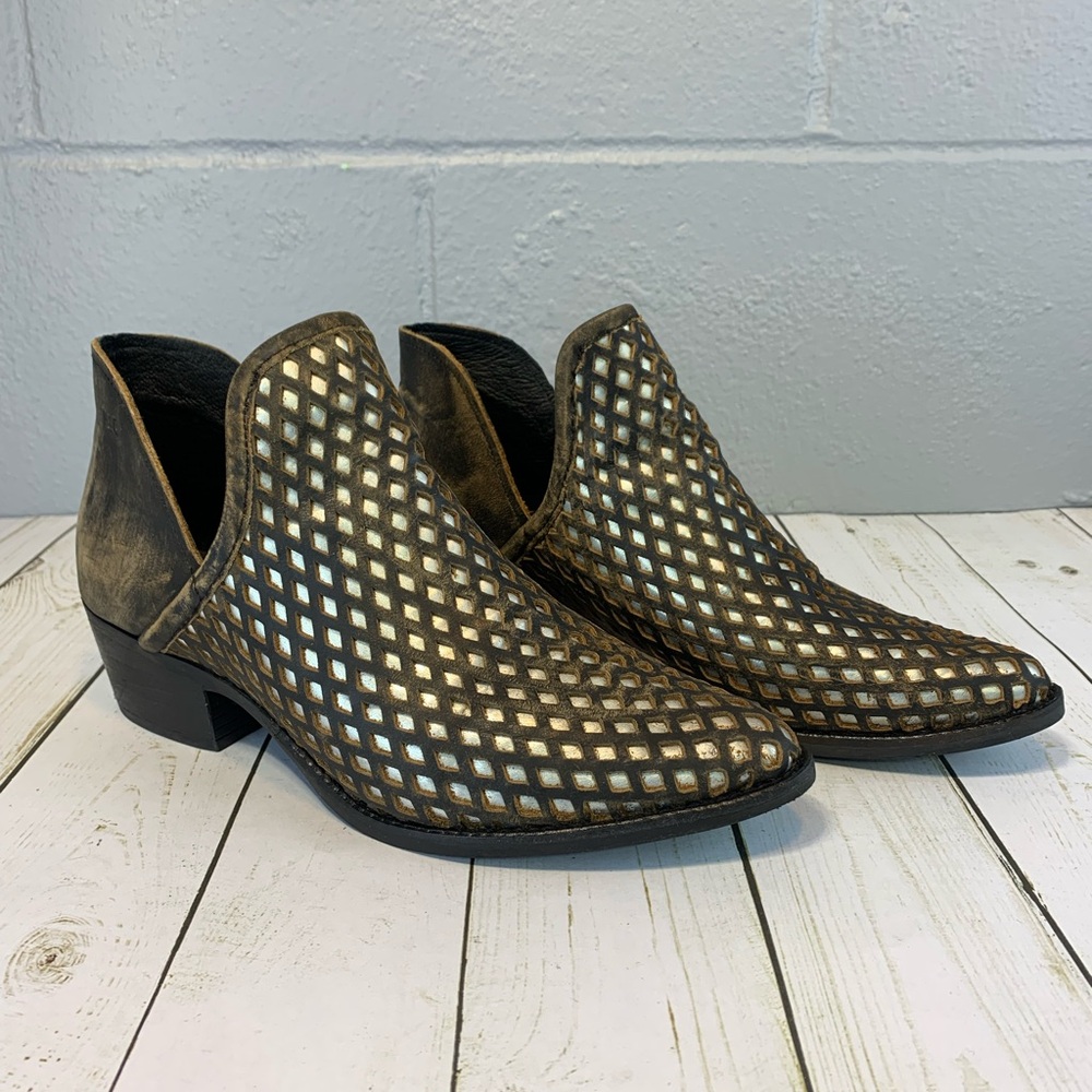 Musse & Cloud Metallic Lattice Leather Grey/Brown/Silver Boot-Women's 8‎